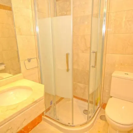 Calanova Ground Floor Apartment Appartamento Mijas